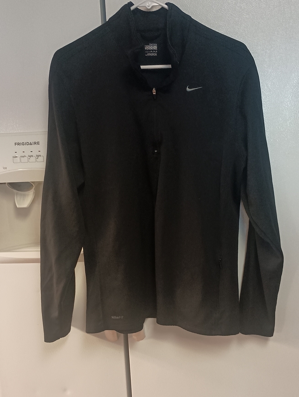 Nike Black Quarter-Zip Dri-FIT Pullover. Men's Size Medium